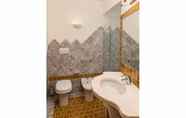 In-room Bathroom 2 Villa Pevero Hills 3