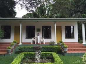 Bangunan 4 White House B&B