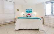 Kamar Tidur 5 Cairns Ocean View Apartment in Aquarius