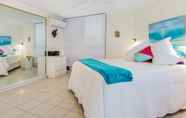 Kamar Tidur 4 Cairns Ocean View Apartment in Aquarius