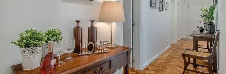 Lobi Lisbon Stay at Roma Boulevard Apartment