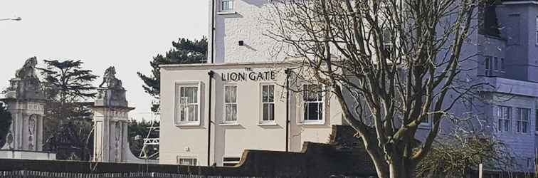 ภายนอกอาคาร The Lion Gate Apartments