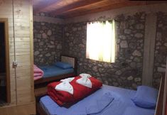 卧室 3 Alpine House Thethe