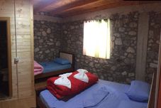 卧室 Alpine House Thethe