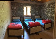 卧室 4 Alpine House Thethe