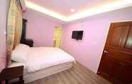 Kamar Tidur 3 Painted Holiday