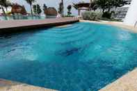 Swimming Pool Almas Suites Puteri Harbour Hello Kitty