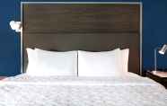 Kamar Tidur 2 Tru By Hilton Columbia Greystone