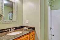 In-room Bathroom Scenic Wonders Sequoias 3 Bedrooms