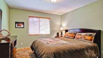 Bedroom 4 Scenic Wonders Sequoias 3 Bedrooms