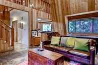 Common Space Scenic Wonder Sierra Haven Cabin 3 Bedroom Loft
