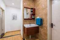 Toilet Kamar Man Yin Ju Chinese Style Apartment