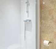 Phòng tắm bên trong 3 Luxury Central Newcastle Apartment 20