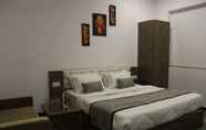 Bedroom 5 Hari Priya Resort by Ankur Garden