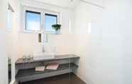 In-room Bathroom 2 Landhotel Herzberger