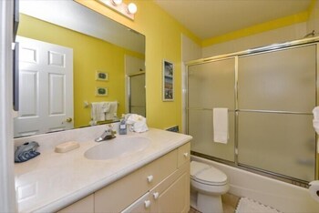 In-room Bathroom Gulf Breeze B 2 Bedroom Condo by RedAwning