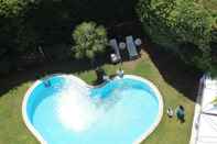 Swimming Pool Hotel De La Ville Avellino