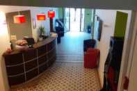 Lobby Enzo Hotels Contrexeville by Kyriad Direct