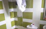 In-room Bathroom 4 Aparta-Hotel Villa Luna