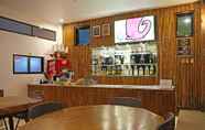 Bar, Kafe, dan Lounge 5 1888 Beach Resort