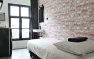 Kamar Tidur 7 Winston B&B