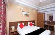 Bedroom 3 Hotel SPS Inn by ShriGo Hotels