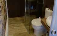Phòng tắm bên trong 7 Elba Suites Gaia-Porto