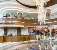 Lobby 3 La Quinta by Wyndham Istanbul Gunesli