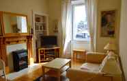 Common Space 2 Central and Homely One Bedroom Flat