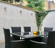 Ruang untuk Umum 7 Pleasant, Intimate Flat With Backyard in Battersea