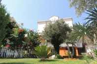 Exterior Apartments Travarevic