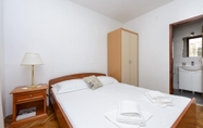 Bedroom 3 Apartments Botica