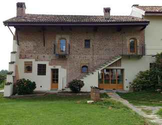 Exterior 2 Agriturismo Cascina Poscallone