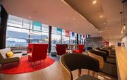 Bar, Cafe and Lounge 2 Holiday Inn Express Aarburg - Oftringen, an IHG Hotel