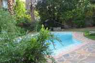 Swimming Pool Arbour Lodge Guest House