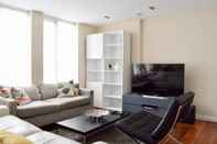 Ruang Umum Bright and Modern 1 Bedroom Flat in The Centre of London