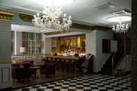 Bar, Cafe and Lounge The Ladbrooke Hotel