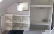 Bedroom 6 Entire 2 Bedroom House near City Centre