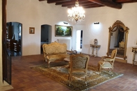 Lobby Casa Rural Can Xicota