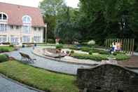 Swimming Pool Auberge du Vieux Cedre