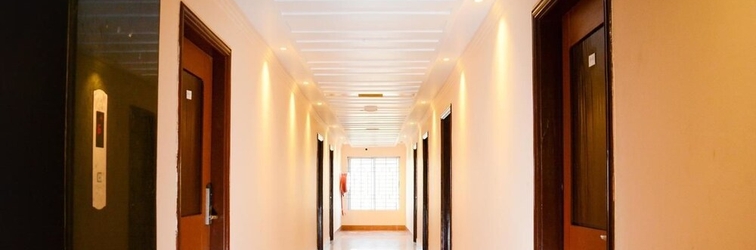 Lobi The Alina Hotel & Suites