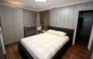 Kamar Tidur 6 The Commongate Hotel