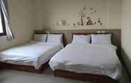 Kamar Tidur 7 Family of Five Guesthouse