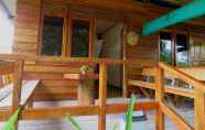 Phòng ngủ 7 Berakit Bay Resort