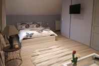 Bedroom Chambres d'Hotes les Ondines