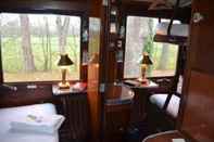 Bar, Kafe dan Lounge Hotel Restaurant Train des Reves