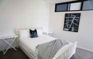 Kamar Tidur 5 Hostrelax Residences on Merivale