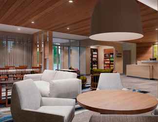 Lobi 2 Fairfield Inn & Suites by Marriott Minneapolis North