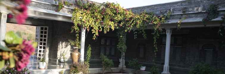 Exterior King's Abode Ranakpur