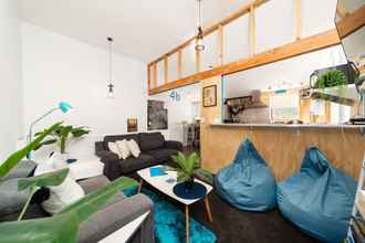 Sảnh chờ 4 Central, modern city loft style home - CBD